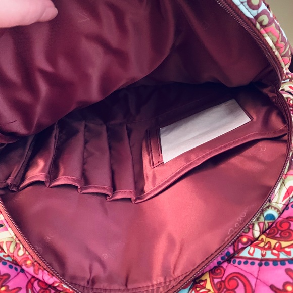 NWT VERA BRADLEY ESSENTIAL BACKPACK - Picture 6 of 8